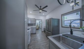 428 S C St, Arkansas City, KS 67005