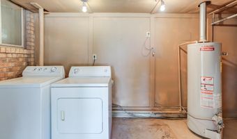 204 Igoe Ave, Anton, TX 79313