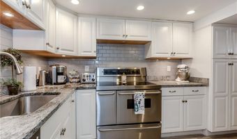 24 Columbus Blvd, Cranston, RI 02910