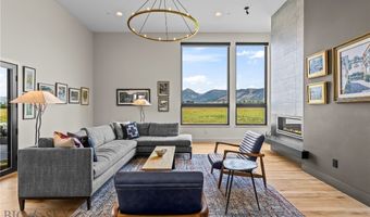 235 Spain Bridge Circle Dr, Belgrade, MT 59714