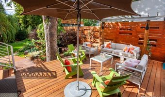 560 Iris Ave, Boulder, CO 80304