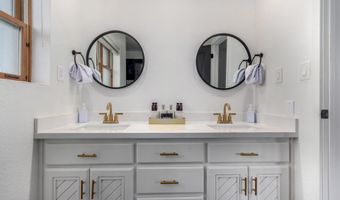 6831 E STAGECOACH PASS, Carefree, AZ 85377