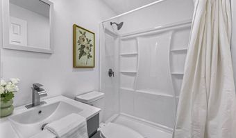 1464 Greenville Dr, Bellingham, WA 98226