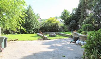252 S Main St, Coventry, RI 02816