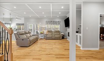 8000 Pembelton Dr, Amelia Court House, VA 23002