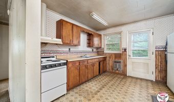 218 Pineview Dr, Albany, KY 42602
