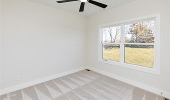 733 17th Ave SE, Altoona, IA 50009