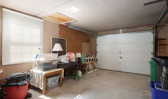 30 Oxford Ln, Aberdeen, NJ 07747