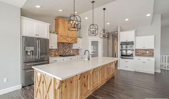 2868 Spring Gulch Dr, Ammon, ID 83406