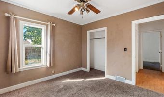 1182 S Meridian St, Blackfoot, ID 83221