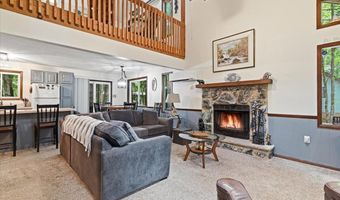 15 Masters Trl, Albrightsville, PA 18210