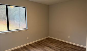 64 Country Place Ct, Alpharetta, GA 30005