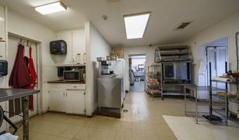 2170 N Central Ave, Batesville, AR 72501