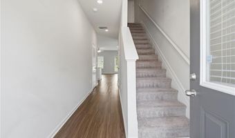 157 Village Green Dr, Adairsville, GA 30103
