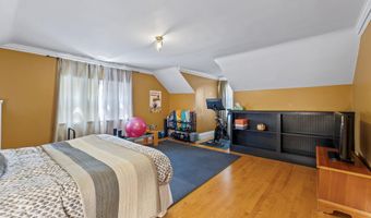 23 Chapel St, Augusta, ME 04330
