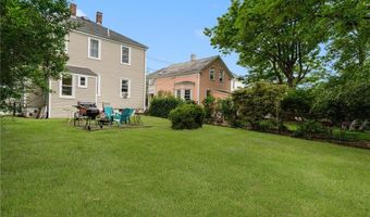 53 Warner St, Newport, RI 02840