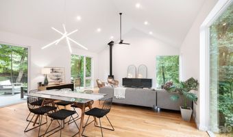 190 Rumbough Pl, Asheville, NC 28806
