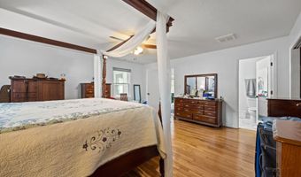 225 N 6th St, Aurora, NC 27806