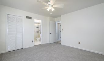 830 Westrun Dr, Ballwin, MO 63021