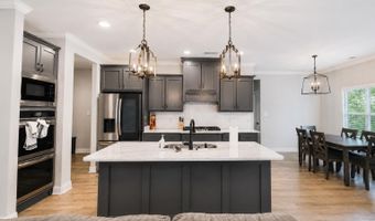 72 W SCOTTSDALE Cv, Atoka, TN 38004