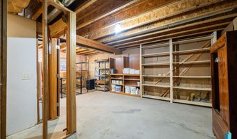 220 S Augusta Ave, Brandon, SD 57005