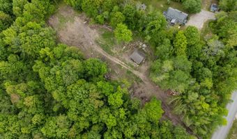 42 Pleasant St, Antrim, NH 03440