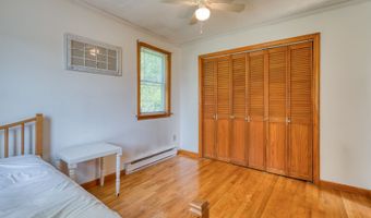 28 Farm Dr, Ashford, CT 06278