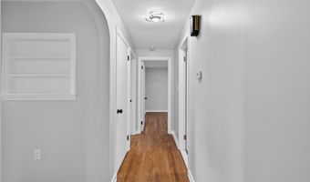 46 N Cliff St, Ansonia, CT 06401