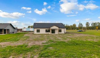 1716 N 18th St, Aberdeen, SD 57401