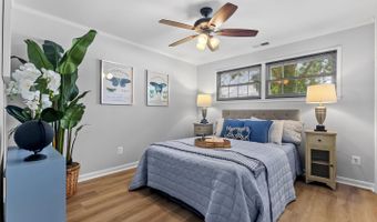 7111 CINDY Ln, Annandale, VA 22003