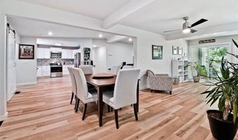 2 Purfleet Dr, Bella Vista, AR 72715