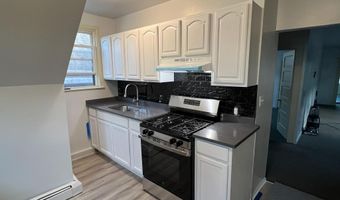 133 W 30TH St 3, Bayonne, NJ 07002