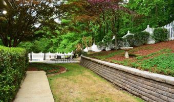 160 SHIRAZ St, Alabaster, AL 35007
