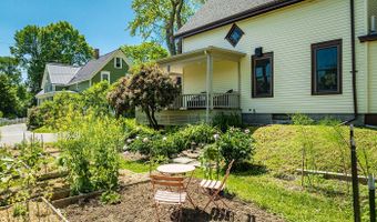 21 Elm St, Belfast, ME 04915