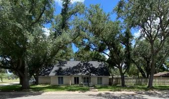 1801 Clare Dr, Alice, TX 78332