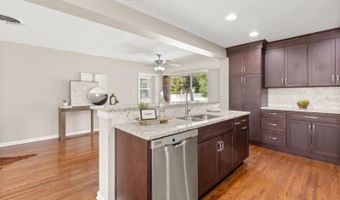 820 RUGBY St, Orlando, FL 32804