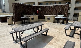 444 Niu St 815, Honolulu, HI 96815