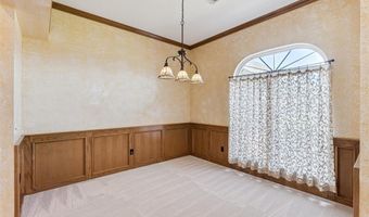 506 Fieldcrest Dr, Chickasha, OK 73018
