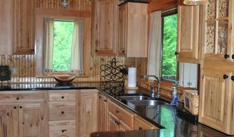 1 Judges Point Rd, Abbot, ME 04406