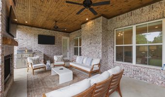 4414 S 86th Pl, Bentonville, AR 72713