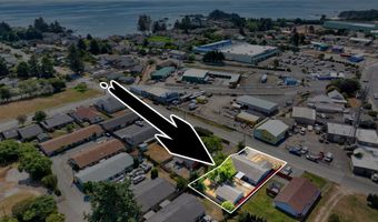 388 TANBARK Rd, Brookings, OR 97415