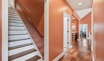 24327 Eagle Site Dr, Abingdon, VA 24211
