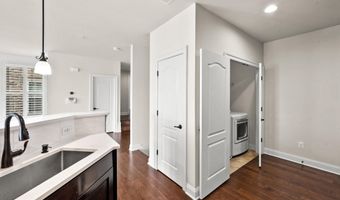 42572 WILDLY Ter, Ashburn, VA 20148