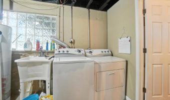 2937 Blue Rock Rd, Cincinnati, OH 45239
