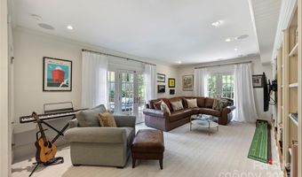 2119 Dilworth Rd E, Charlotte, NC 28203