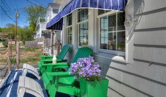 220 Narragansett Ave, Barrington, RI 02806
