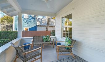 322 6TH St, Atlantic Beach, FL 32233