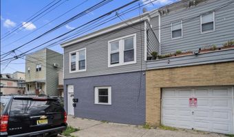 14 W 19TH St, Bayonne, NJ 07002