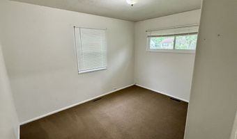 3325 Canaday Dr, Anderson, IN 46013