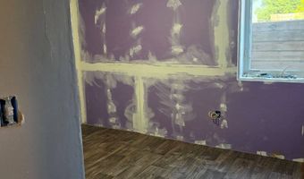 710 East St, Bottineau, ND 58318